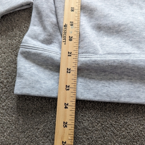 Puma silver gray turtleneck sweatshirt women's Medium - Picture 11 of 11